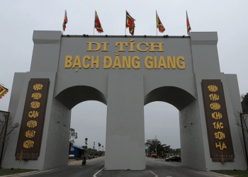 Relic site Bach Dang Giang &#8211; Where connects history pages