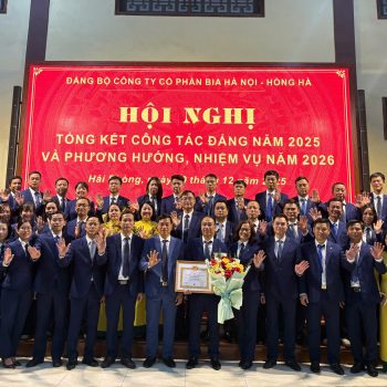 DƯỚI HÀO KHÍ BẠCH ĐẰNG LINH THIÊNG – ĐẢNG BỘ CÔNG TY CỔ PHẦN BIA HÀ NỘI – HỒNG HÀ VỮNG TIN TIẾP NỐI